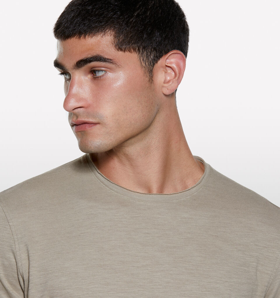 Camel slim fit short sleeve t-shirt - men's short sleeve t-shirts - Brown | Sisley image number 4